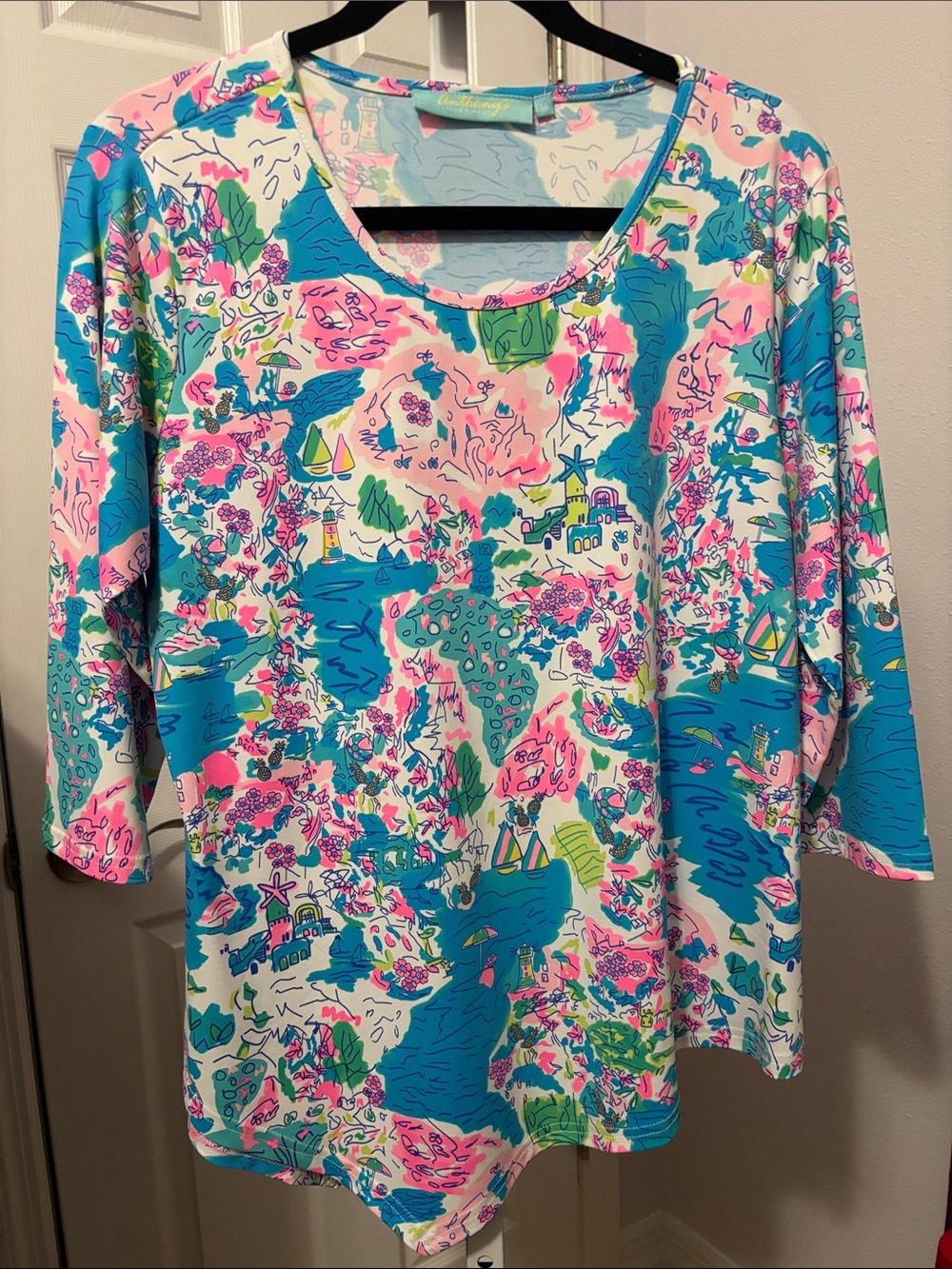 #005 Women’s Printed Tunic Top — Pink & Blue Tropical SPF